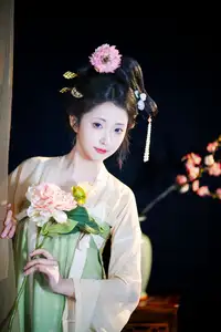 Tu Ya W in YiTuYu Vol.8680: Classical Beauty & Peony Elegance-6