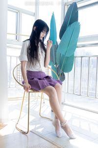 BoBoSocks No.538: Elegant Chinese Model in Mini Skirt, High Heels, and Crystal Socks-13