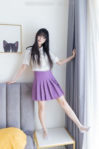 BoBoSocks No.538: Elegant Chinese Model in Mini Skirt, High Heels, and Crystal Socks-7