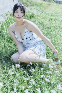 Stunning Portrait Collection: Misaki Sawa Featured in FRIDAY Monthly Girl 050 Part 02 – Elegant Japanese Fashion and Lifestyle Photography Series-0