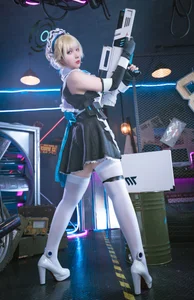 Sharp Elegance: Xiao He Tian Jiu as Maid Toki from Blue Archive-0