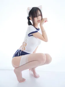 Aesthetic Fusion: Wu Geng Bai Gui’s Playful Captain Gym Wear Cosplay Series-9