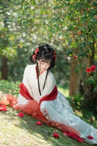 Hanfu Elegance Amidst Camellias YiTuYu Vol.8881 Jiao Yi Zhi Sui Sui-22