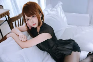 Elegant Mourning Aesthetic: Ri Nai Jiao Captures Somber Beauty in Exquisite Black Lace Cosplay Photography Series Part 01-12