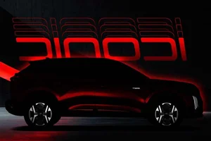 New Peugeot 2008 Iconic Limited: Sleek Design, Advanced Tech, and the Ultimate Compact SUV Experience for Modern Drivers-6
