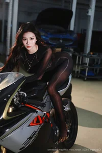 Nan Qiao XiuRen No.10788: Bold Elegance Meets Industrial Power in a Stunning Visual Story-3