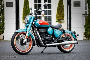 Ride the Soul of Goa: The All-New Royal Enfield Goan Classic 350 Bobber-7