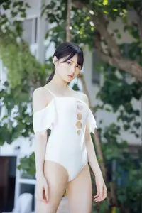 Usa Hiiragi's Youthful Charm: Exclusive Gravure from Young Champion - JP Usa Hiiragi-64