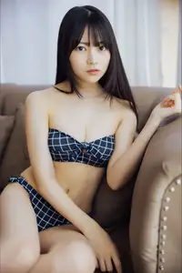 Usa Hiiragi's Youthful Charm: Exclusive Gravure from Young Champion - JP Usa Hiiragi-36