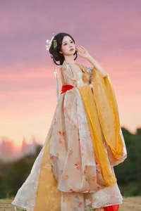 Stunning Mountain Sunset Photography: Xiao Du Tong Xue in YiTuYu Art Language Vol.9311 – Golden Hour Aesthetic and Scenic Travel Inspiration-9