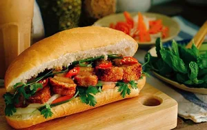 Bánh Mì Heo Quay: The World's Top-Ranked Vietnamese Street Food Delight-1