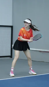 Pickleball Chic: How Yen Xoi Blends Athleticism With Effortless Elegance On Court-8