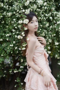 Stunning Portrait Photography: YiTuYu Art Language Vol.9140 Featuring Gao Leng Xiao Bie Tu – Aesthetic Fashion and Elegant Visuals-11