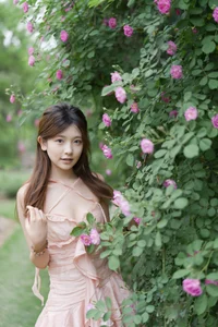 Stunning Portrait Photography: YiTuYu Art Language Vol.9140 Featuring Gao Leng Xiao Bie Tu – Aesthetic Fashion and Elegant Visuals-27