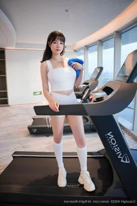 Gym Chic: Ruan Qing's Stunning Fitness-Inspired Photoshoot-13