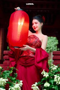 Traditional Vietnamese Beauty: Elegant Woman with Red Lantern, Capturing Asian Charm. 1000018929.jpg-10