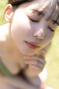 Yuuri Rukawa FRIDAY Digital Photo Book Vol. 1: Stunning Japanese Glamour and Lifestyle Photography Collection Featuring 52 High-Quality Images-13