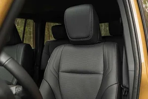 2026 Toyota Land Cruiser Prado Altitude: The Ultimate Rugged Off-Road SUV Built for Adventure and Unmatched Performance-1