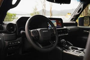 2026 Toyota Land Cruiser Prado Altitude: The Ultimate Rugged Off-Road SUV Built for Adventure and Unmatched Performance-9