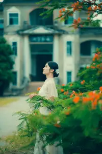 Immerse in Artistic Beauty: Xiao Ran's Graceful Dance Amidst Ancient Nature - YiTuYu Vol.8777-24