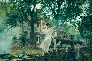 Immerse in Artistic Beauty: Xiao Ran's Graceful Dance Amidst Ancient Nature - YiTuYu Vol.8777-26