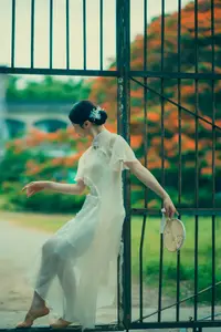 Immerse in Artistic Beauty: Xiao Ran's Graceful Dance Amidst Ancient Nature - YiTuYu Vol.8777-11