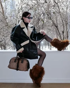 Exploring Lee Na Yeon’s Luxurious Lifestyle: The Rising Star of Korean Reality TV and Her Sophisticated Fashion Influence-1