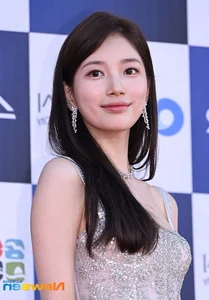 Iconic Beauty: The Top CF Queens of South Korea Across Every Generation-4
