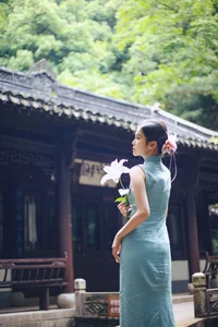 Shaoxing Jiangnan Aesthetic: Xiao Lan in Modern Cheongsam Fashion - Art Language Vol.9301 Oriental Beauty Collection-9