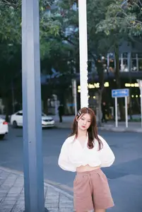 Urban Charm with Xiao Ming: A Glimpse into YiTuYu Vol.8806-1