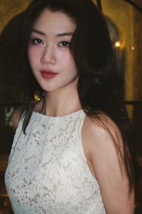 Charming Flight Attendant in Ao Dai: A Smile That Captivates All Eyes-7