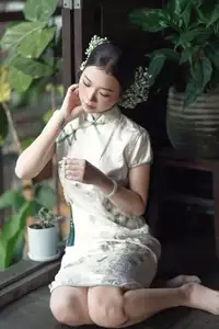 Timeless Grace: Vietnamese Woman in Modernized Ao Dai by a Serene Lotus Pond-18
