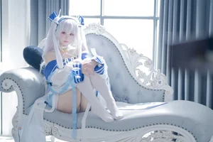 Dreamy Aesthetics: Coser lunananya as Laffey II-14