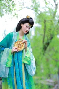 Elegant Portrait Photography Featuring Model Er Er Er You: Art Language Vol.9346 by YiTuYu – Aesthetic Visual Inspiration-6