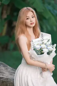 Lin You Ga Ga: Pure Beauty Unveiled in YiTuYu Art Language Vol.8638-25