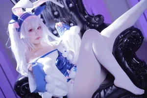 Stunning Laffey II Azur Lane Cosplay Gallery by Lunananya – High-Quality 56-Image Collection for Anime and Gaming Fans-25