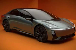 The All-New Toyota Corolla 2027: A Futuristic 13th Generation Sedan Featuring Electrified Performance, Sleek Aerodynamics, and Next-Level Hybrid Technology for Modern Drivers.-9