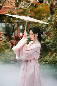 VGU No.165: Discover the Grace of Asian Hanfu Beauty Amidst a Romantic Garden Scene.-11