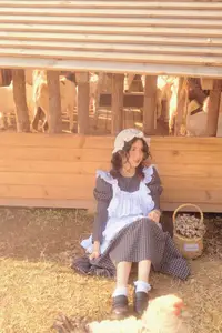 Discover Zhu Qing in YiTuYu Vol.8780: Rustic Charm & Radiant Smiles-10