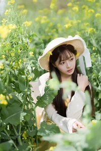 Golden Hour Glow: Ethereal Portrait Photography in Sun-Drenched Flower Fields – Art Language Vol.9109 featuring Model Xiao Yi-26