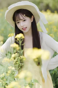 Golden Hour Glow: Ethereal Portrait Photography in Sun-Drenched Flower Fields – Art Language Vol.9109 featuring Model Xiao Yi-5
