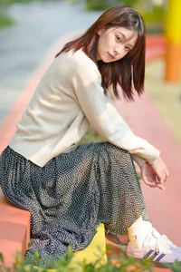 Embracing Soft Spring Vibes with Imduy - YiTuYu Vol.8853-30