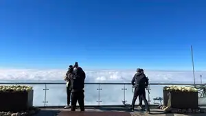 Fansipan: Discover the Breathtaking Sea of Clouds from the Peak, an Unforgettable Northwest Adventure.-9