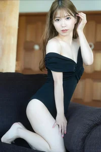 Asaka (亜咲花) Born This Way Vol.1 FRIDAY Digital Photo Book: Stunning Fashion and Portrait Photography Collection of the Popular Japanese J-Pop Artist-21