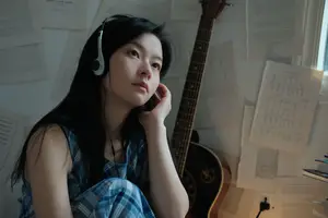 YiTuYu Vol.8762 Hu Die Mei Mei Capturing Solitude Art Language Unveiled-16