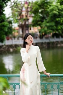 Vietnamese Ao Dai: Elegant Woman by Lake, Traditional HD Photo-6