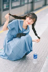 Urban Chic Subway Portrait Photography Featuring Xia Yu Xiao Nian in YiTuYu Art Language Vol.9383 – Aesthetic Transit Style Inspiration-8