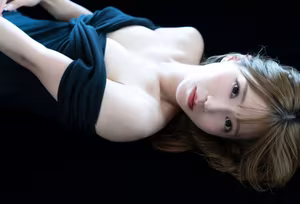 JP Asaka – FRIDAY Monthly Girl 043 Part 2: Captivating Natural Beauty Unveiled-2