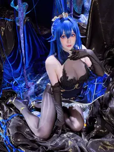 Coser Hoshilily as Azur Lane New Jersey: Enchanting Bunny Garden Beauty!-24