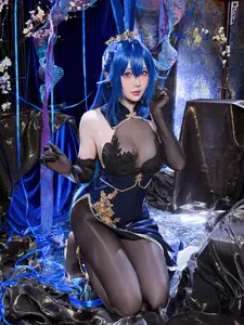 Coser Hoshilily as Azur Lane New Jersey: Enchanting Bunny Garden Beauty!-0